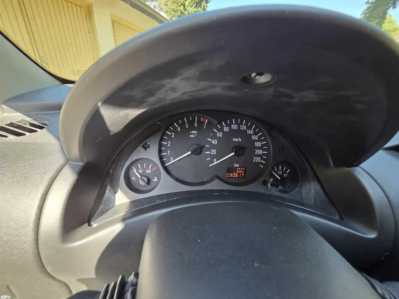 Opel Corsa 1.2 16V GSI Optik MIT TÜV 2/28, foto 10