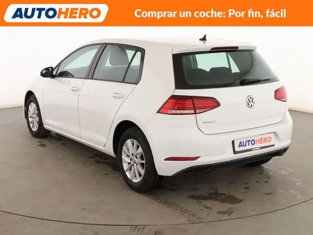 Volkswagen Golf view 4