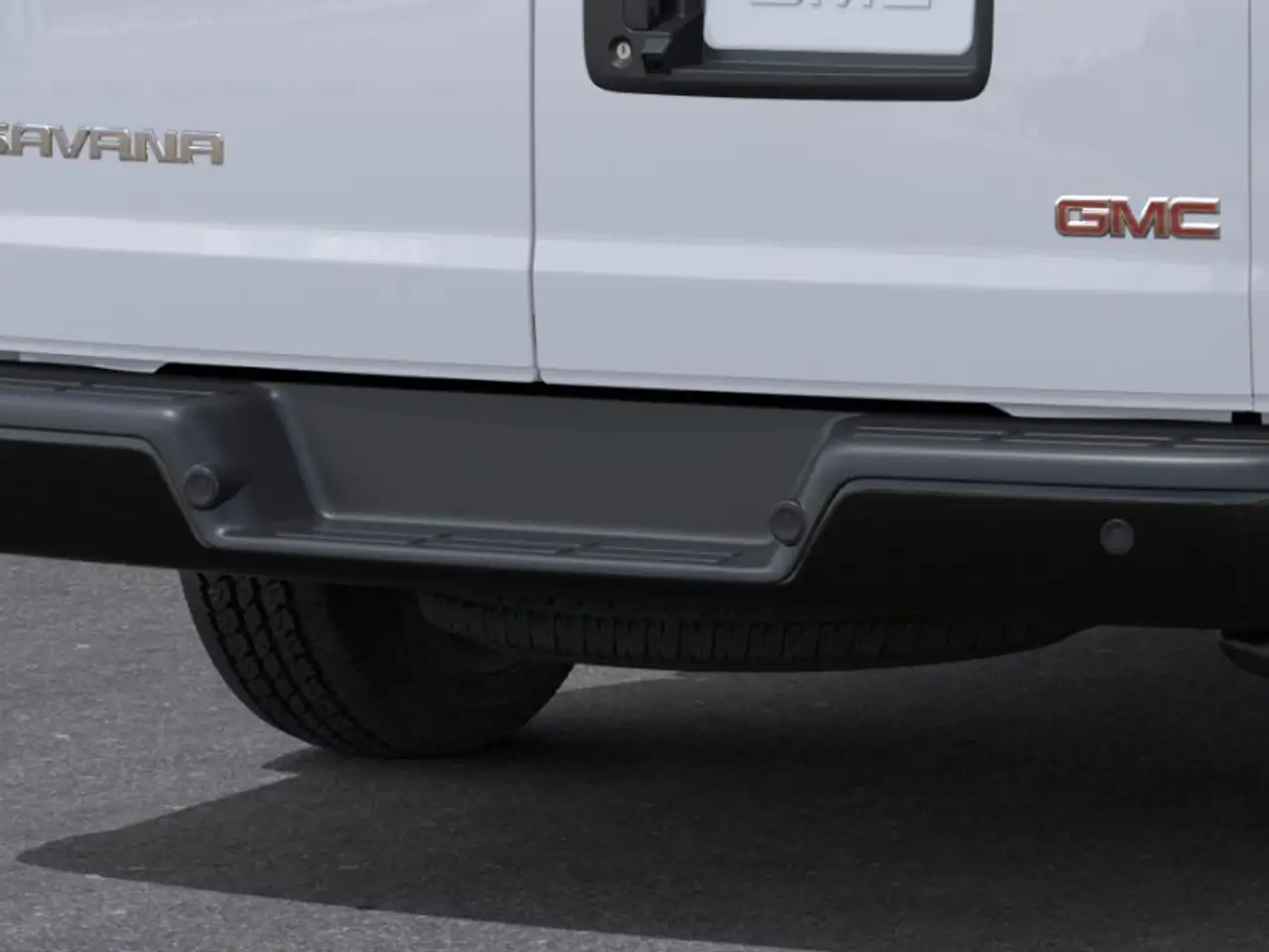 GMC Savana снимка GMC Savana