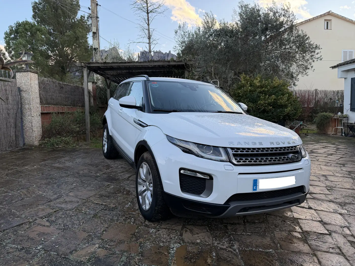 Land Rover Range Rover Evoque Range Rover Evoque 2.0TD4 SE 4WD Aut. 150 SE Blanco - 2
