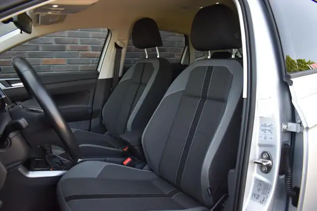 Volkswagen Polo view 26