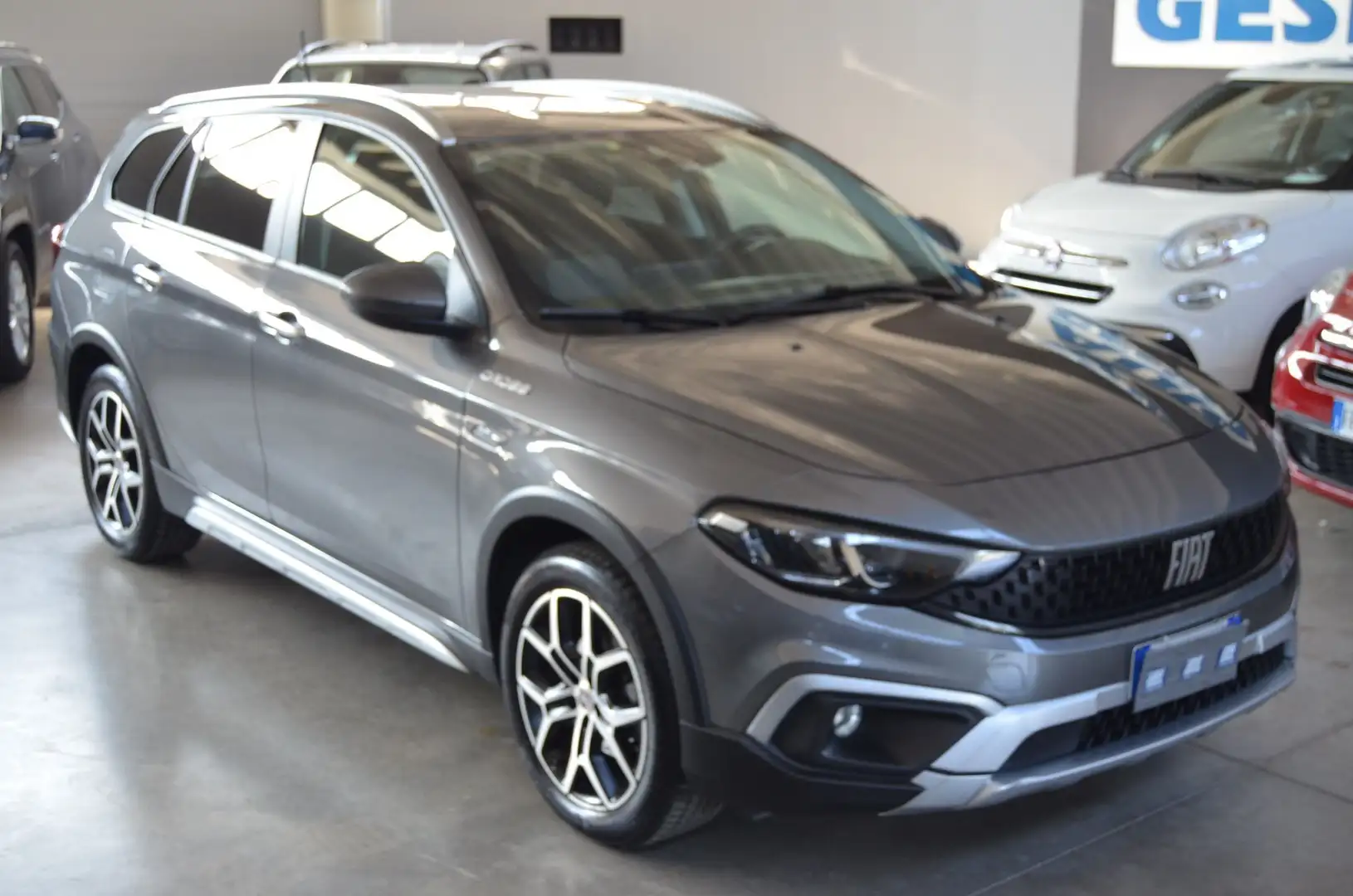 Fiat Tipo Tipo SW Cross II  SW 1.5 t4 hybrid Cross 130cv dct Grigio - 1