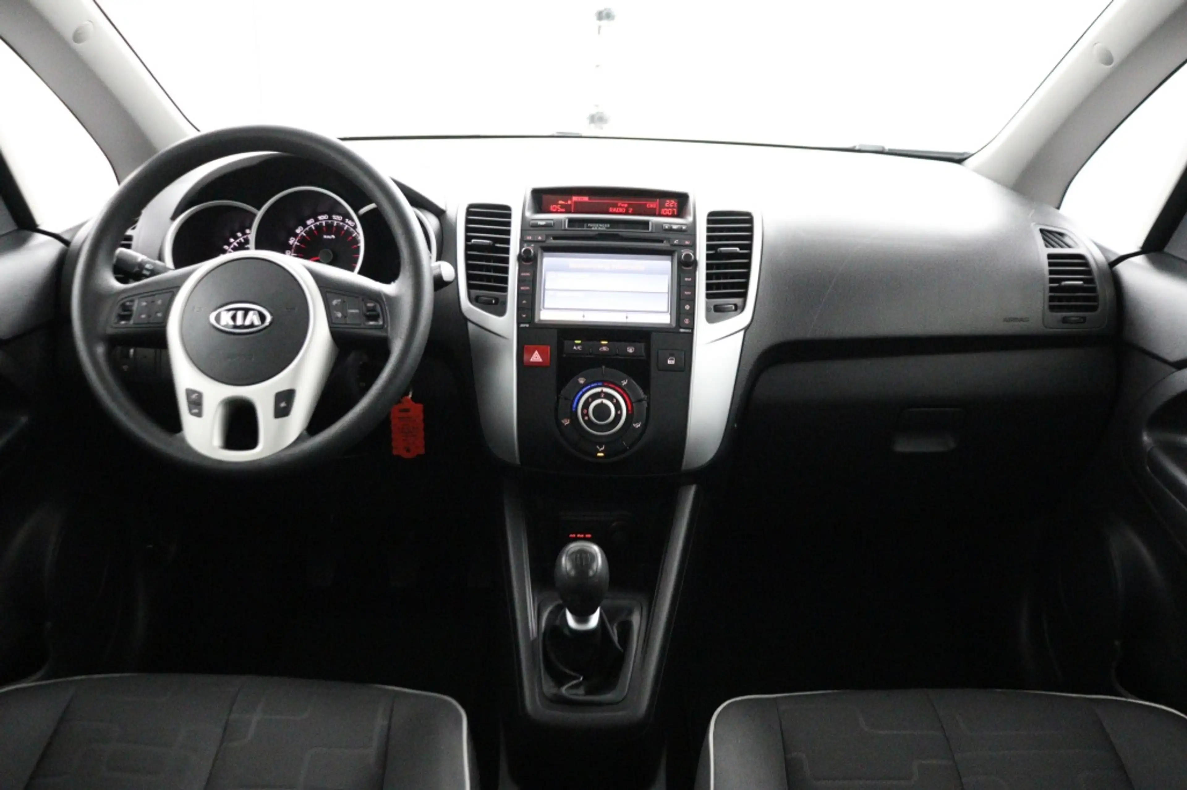 Kia Venga 1.4 CVVT Seven * Navi * Trekhaak * Cruise Control — photo 2