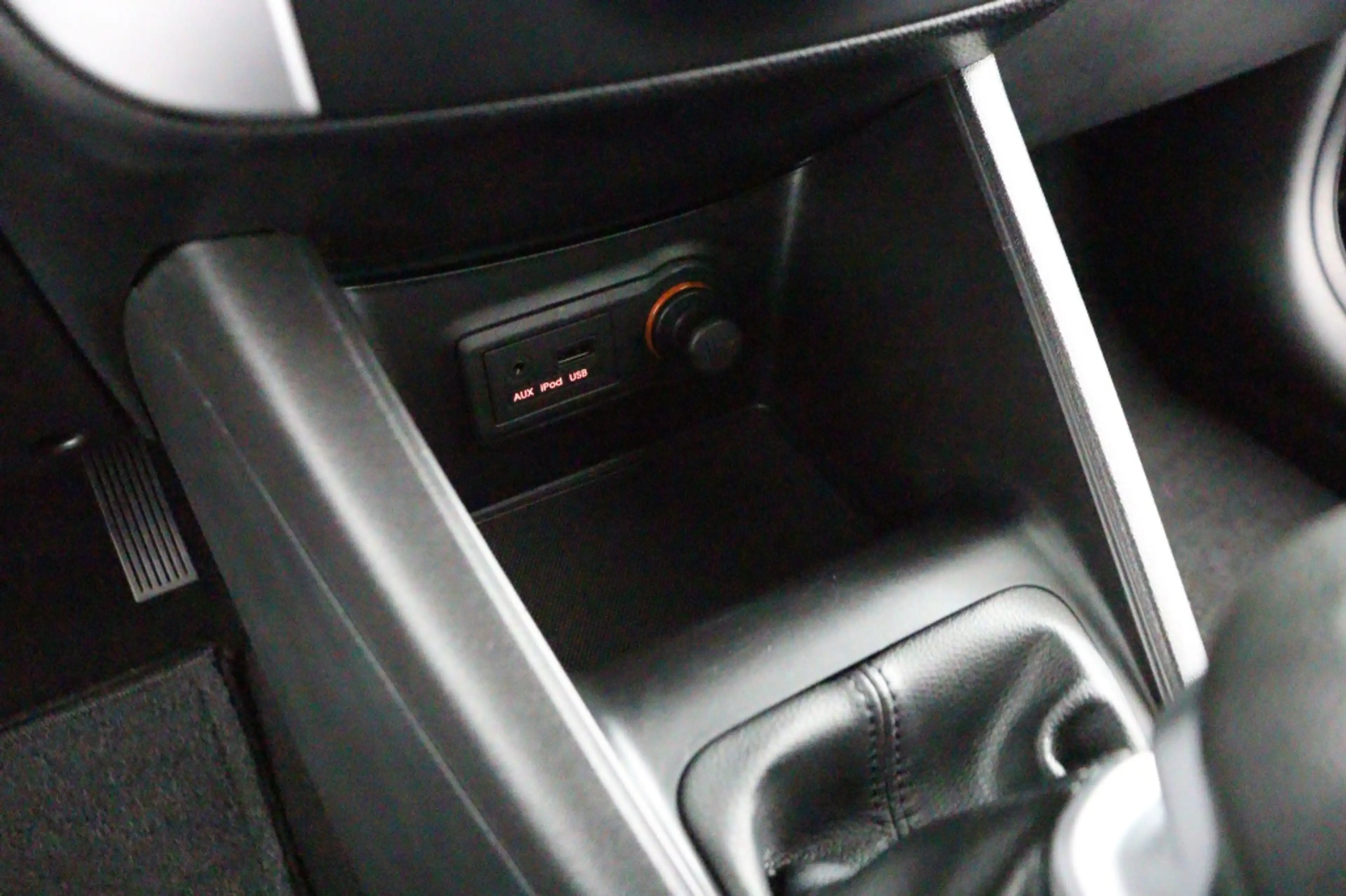 Kia Venga 1.4 CVVT Seven * Navi * Trekhaak * Cruise Control — photo 50