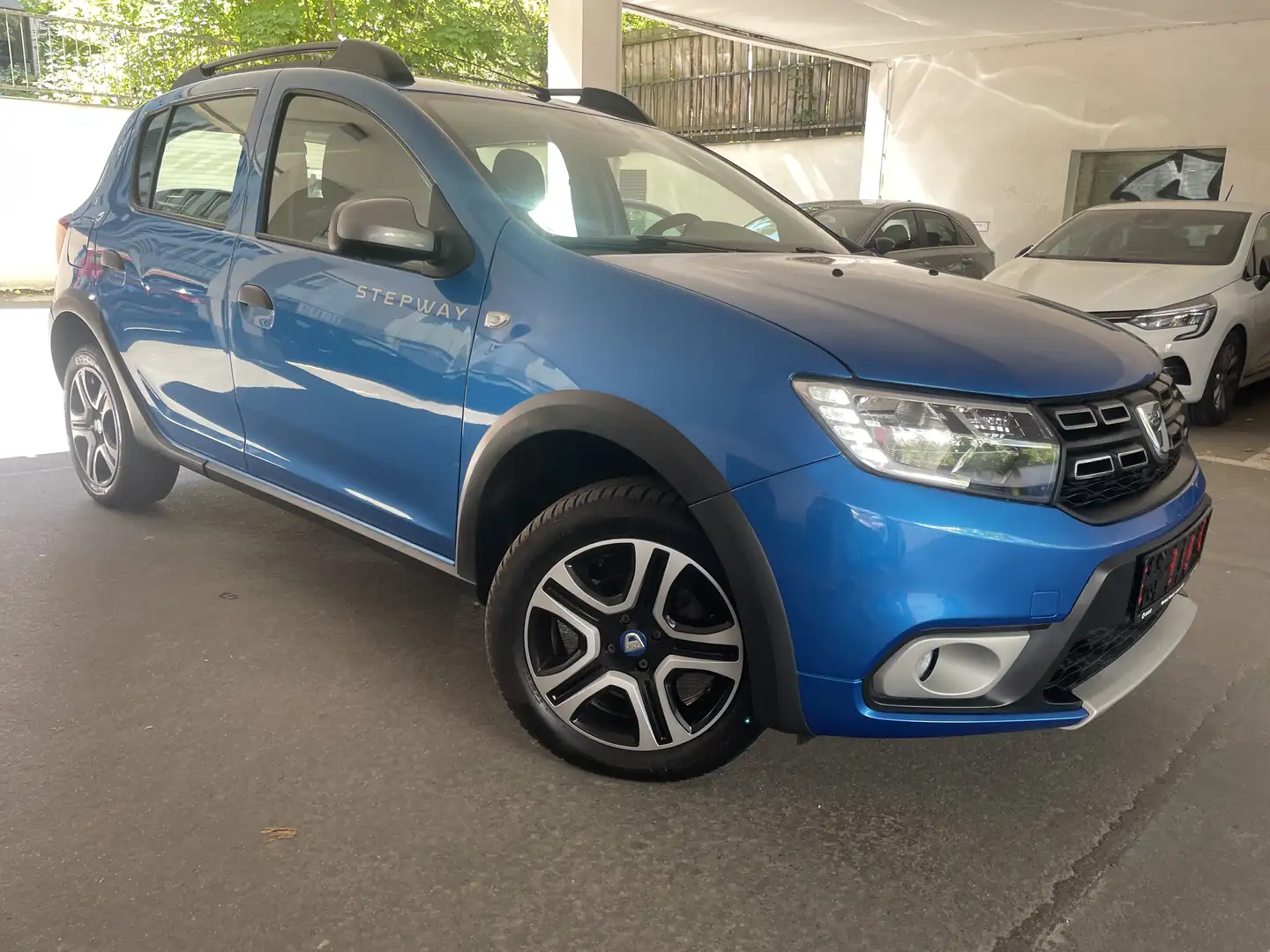 Dacia Sandero Stepway Prestige Blau - 2