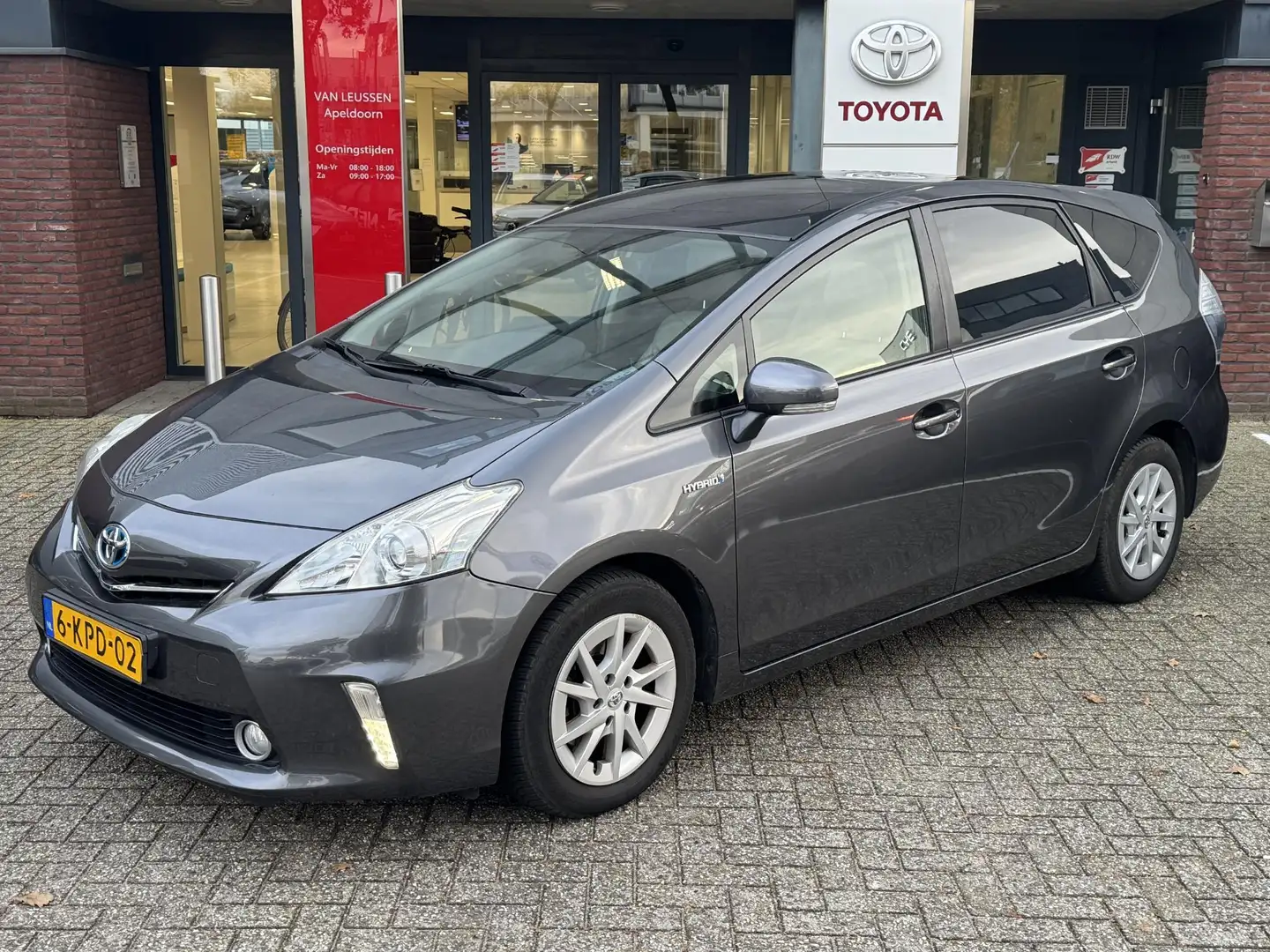 Toyota Prius+ Prius Wagon 1.8 HYBRID ASPIRATION 7-PERSOONS LEDER Gris - 1
