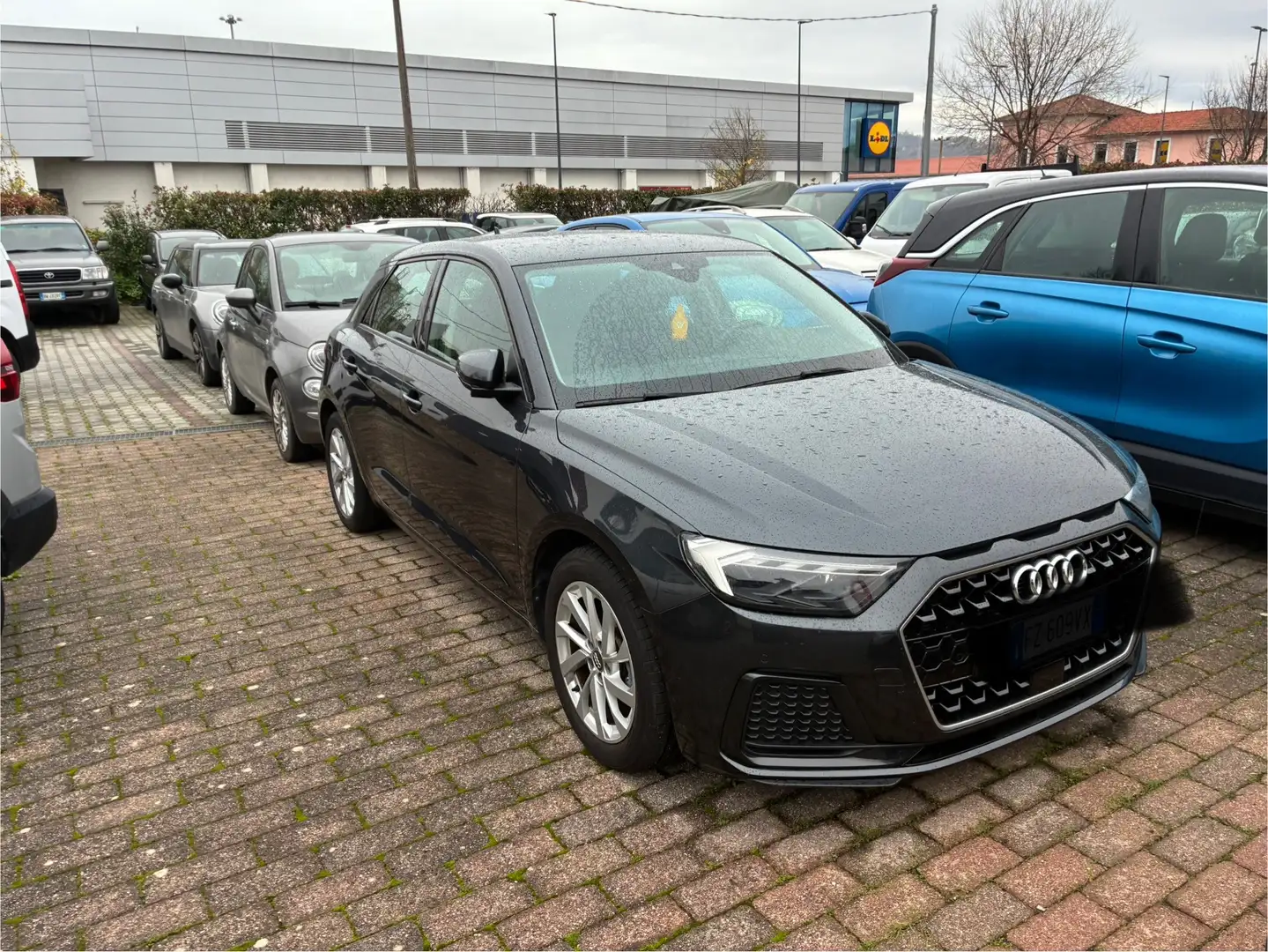 Audi A1 A1 II 2019  Sportback 25 1.0 tfsi Advanced Gris - 1