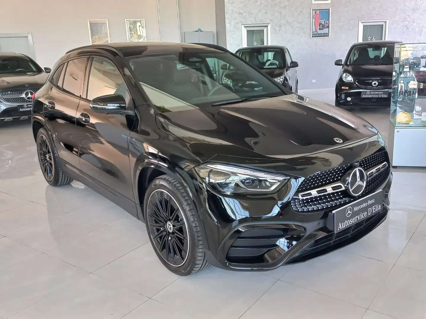 Mercedes-Benz GLA 200 d AMG LINE PREMIUM PLUS AUT. NIGHT ED. Nero - 1