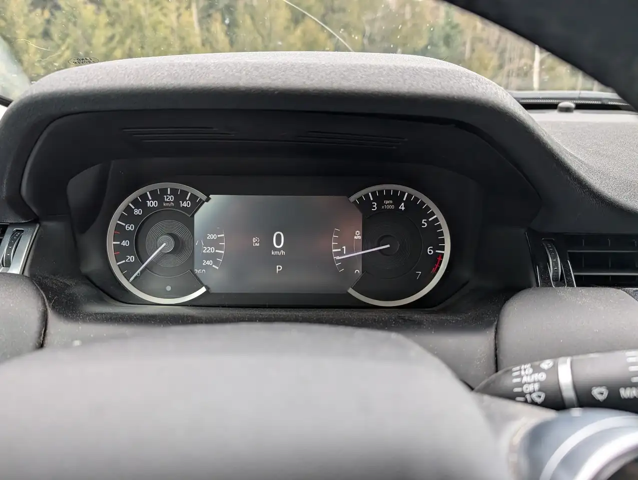 Land Rover Discovery Sport снимка Land Rover Discovery Sport