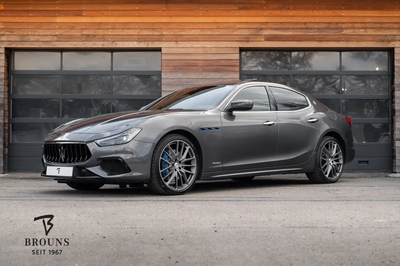 Maserati Ghibli 2021