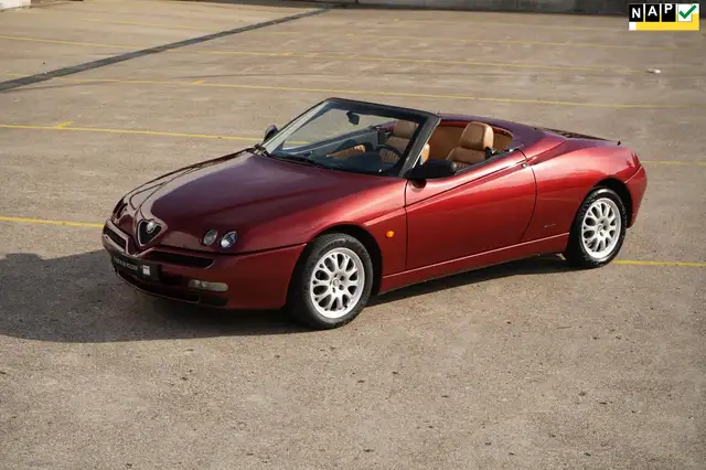 Alfa Romeo Spider 3.0-12V V6 L