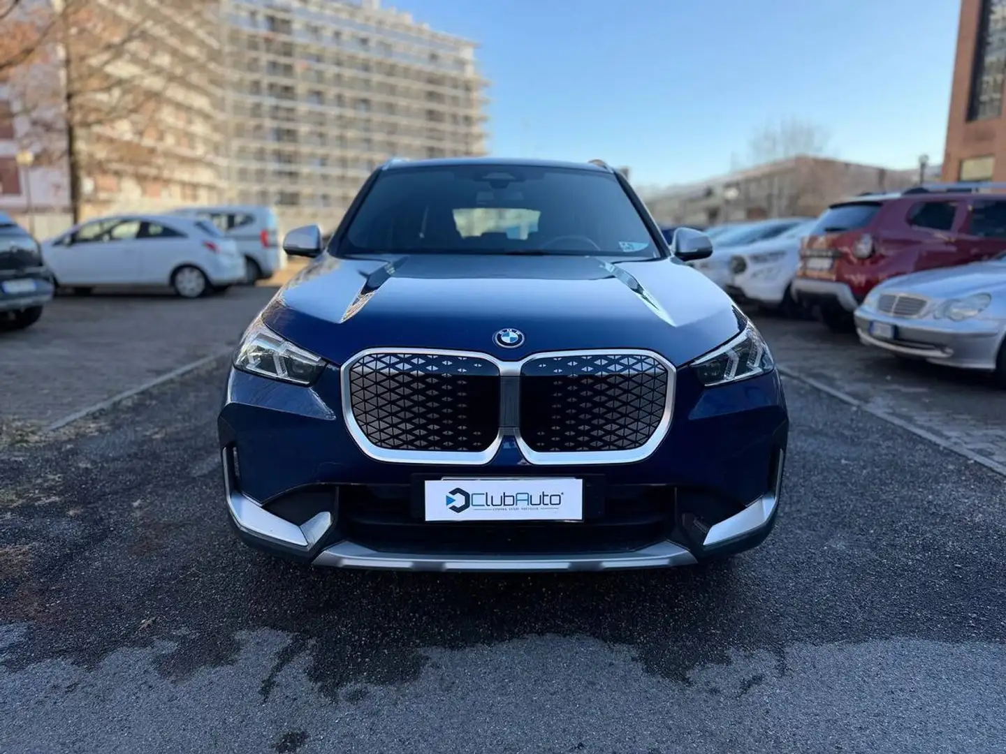 BMW iX1 I edrive 20 Blau - 2