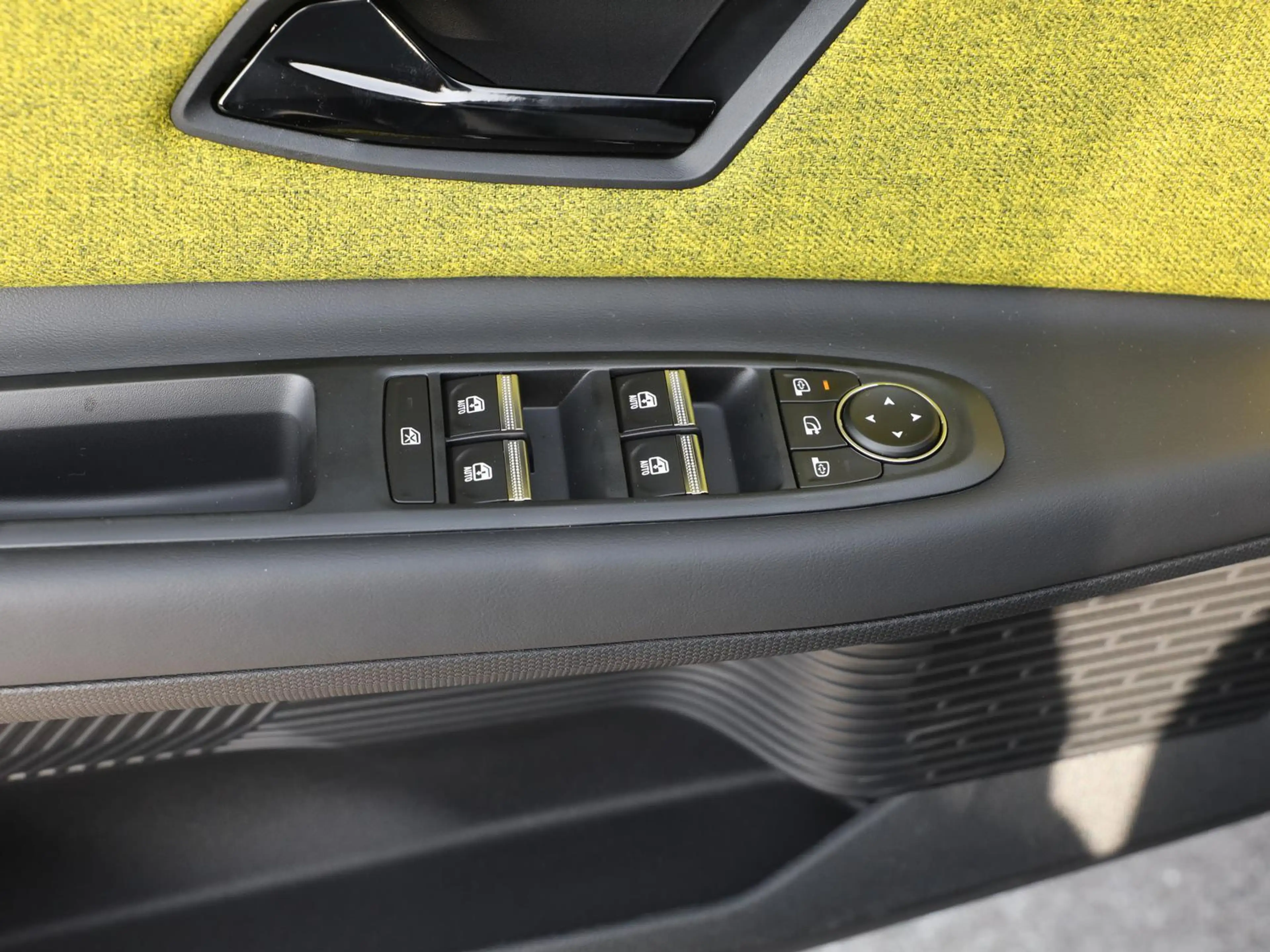 Renault R 5 5 E-Tech 100% elektr. Iconic Five 150 Comfort Ra — photo 12