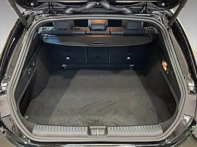 Mercedes-Benz 250 view 8