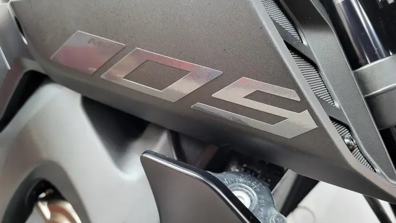 Yamaha MT-09 - foto 2