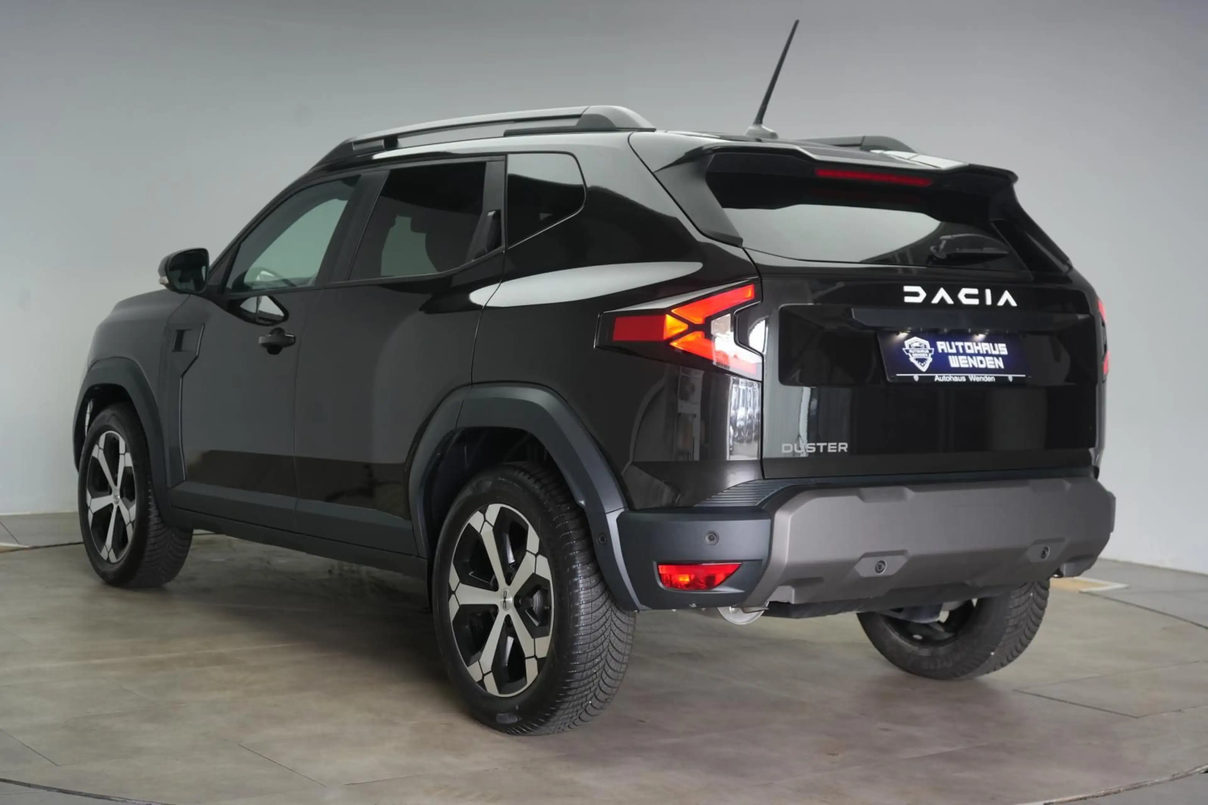 Dacia Duster 130 Journey — photo 4