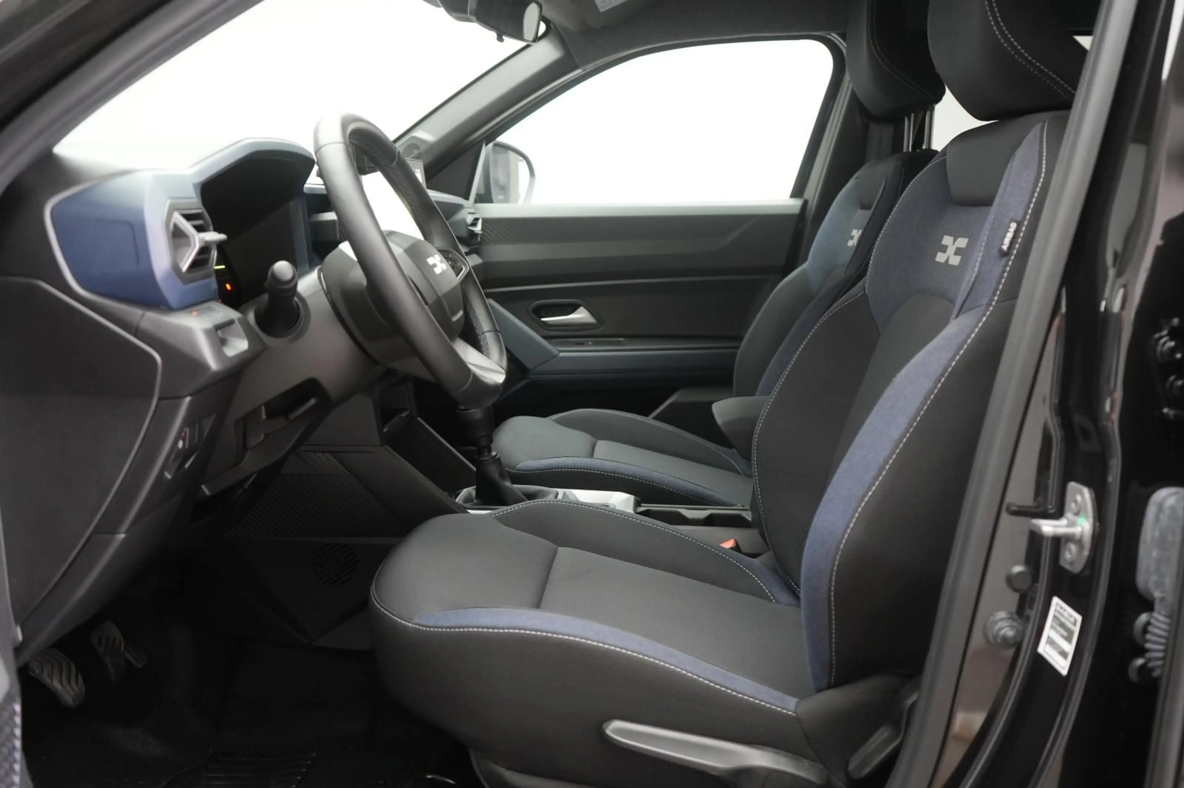 Dacia Duster 130 Journey — photo 10