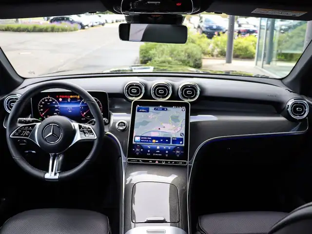 Mercedes-Benz GLC view 15