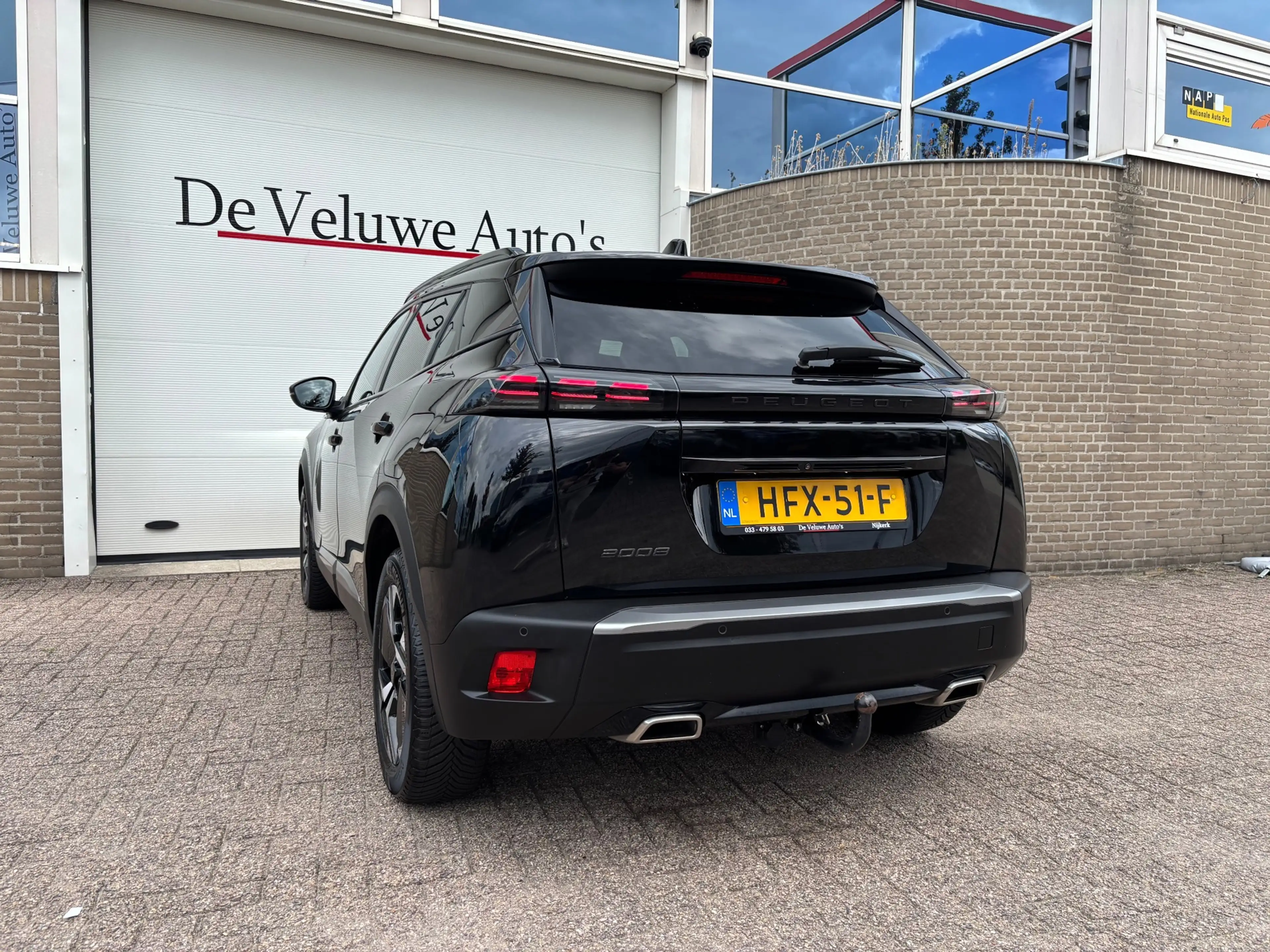 Peugeot 2008 1.2 PureTech 130 Allure|Carplay|Camera|Trekhaak — photo 17