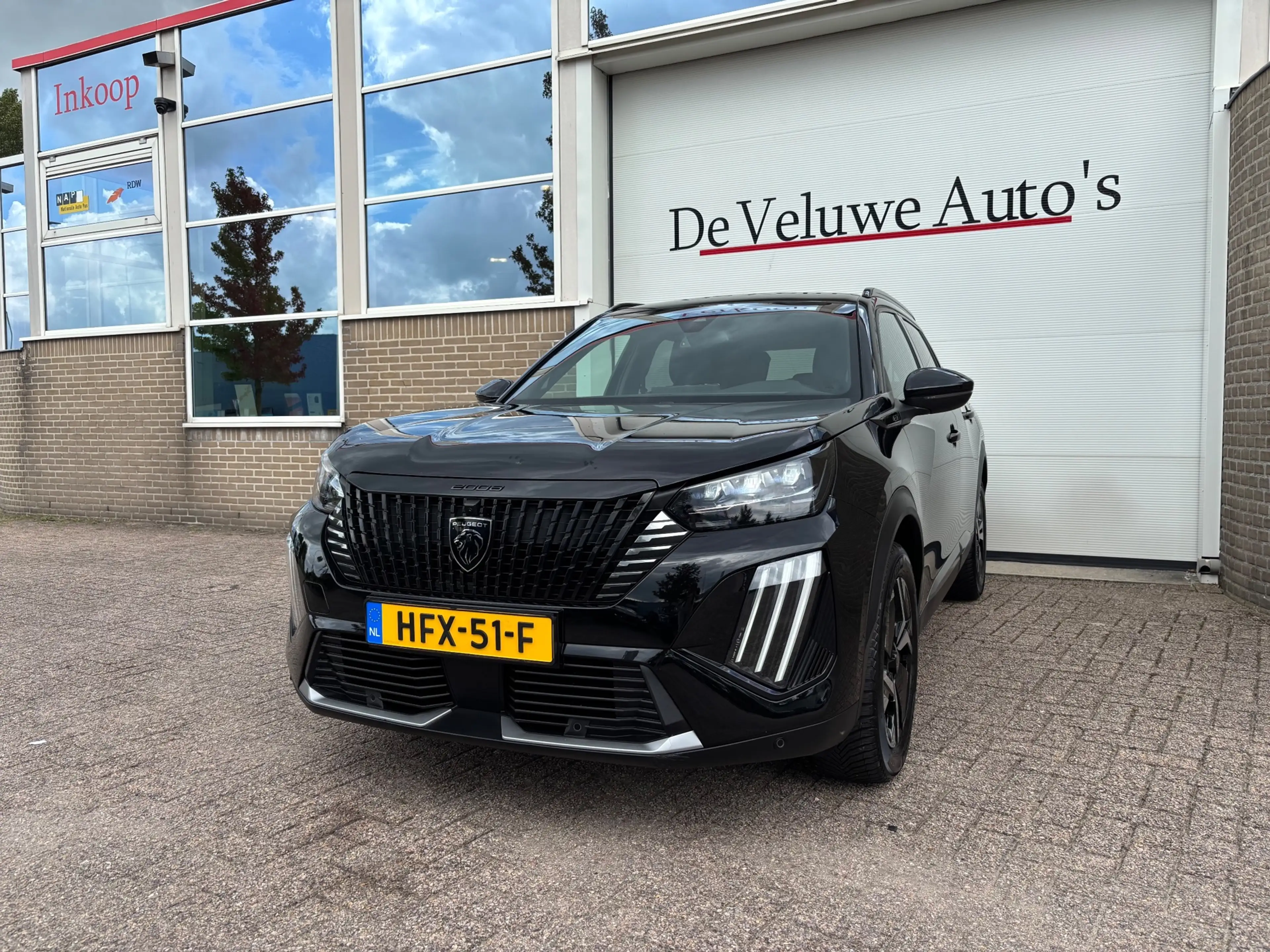 Peugeot 2008 1.2 PureTech 130 Allure|Carplay|Camera|Trekhaak — photo 7