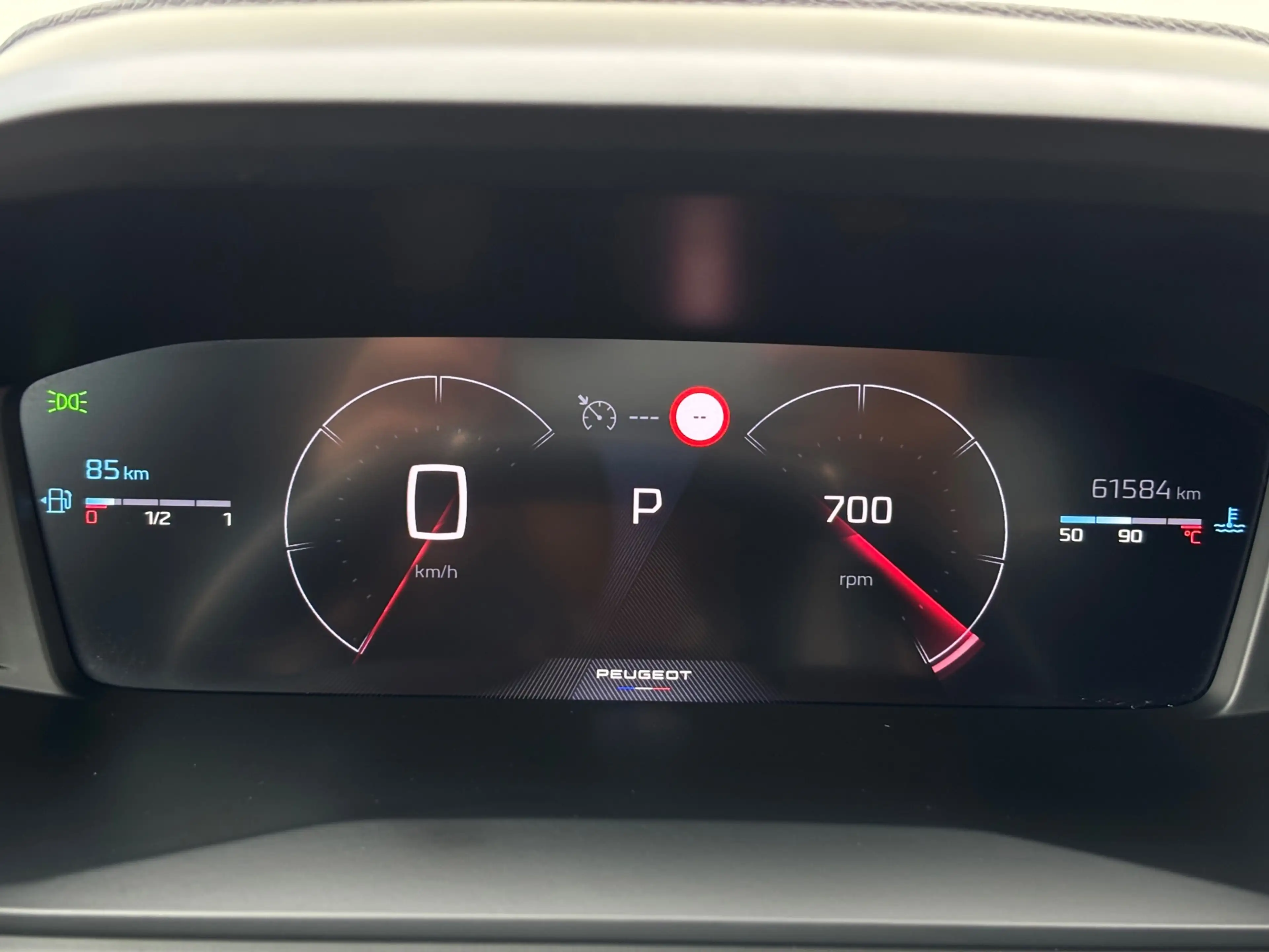 Peugeot 2008 1.2 PureTech 130 Allure|Carplay|Camera|Trekhaak — photo 42