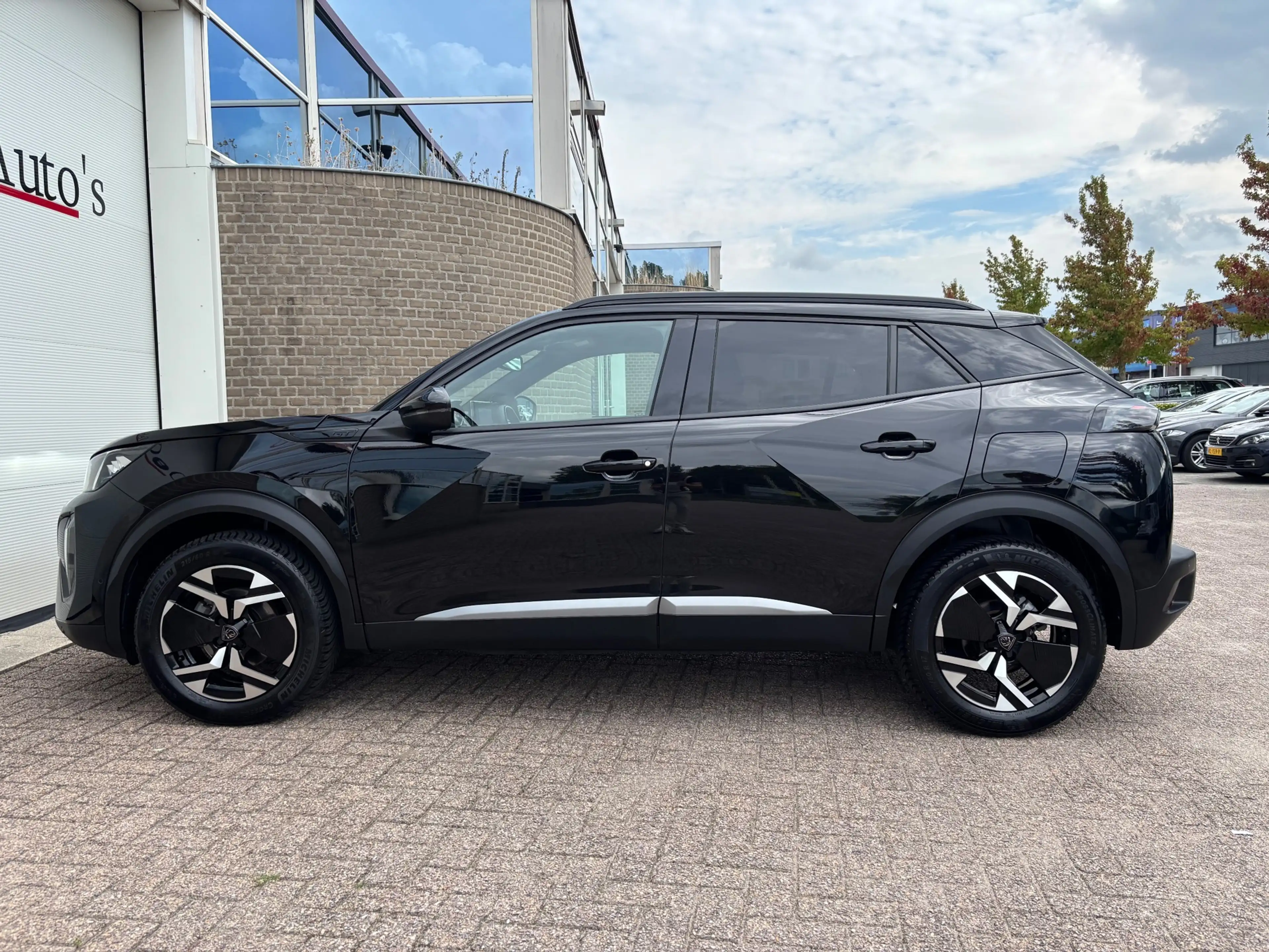 Peugeot 2008 1.2 PureTech 130 Allure|Carplay|Camera|Trekhaak — photo 12