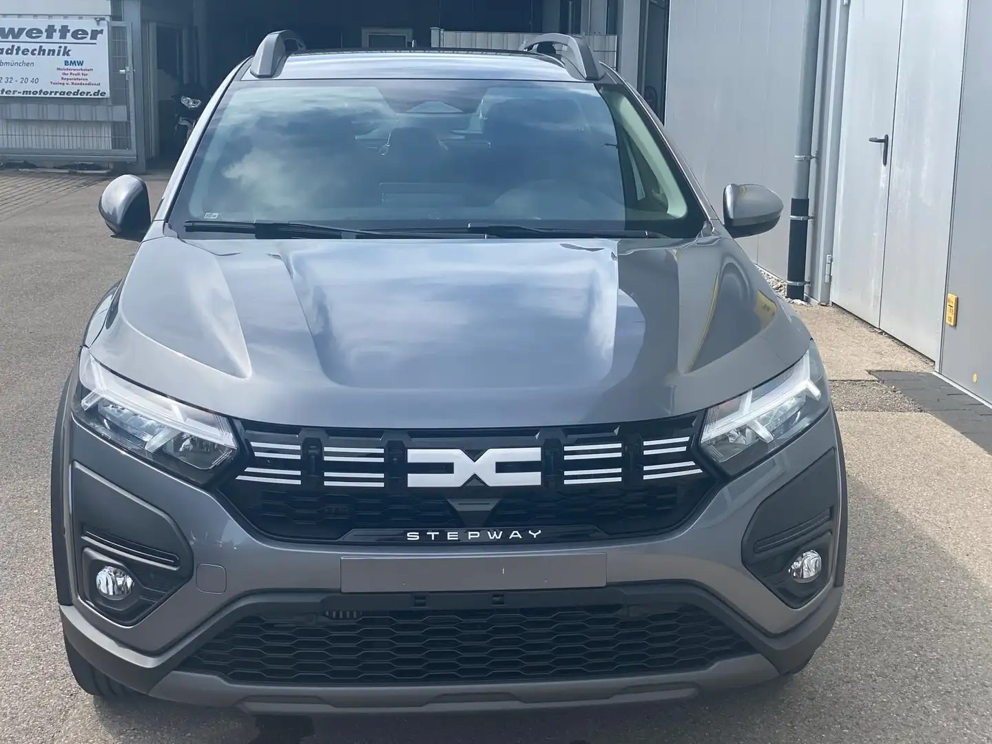 Dacia Sandero SANDERO III Stepway Expression TCe 90 Grau - 2