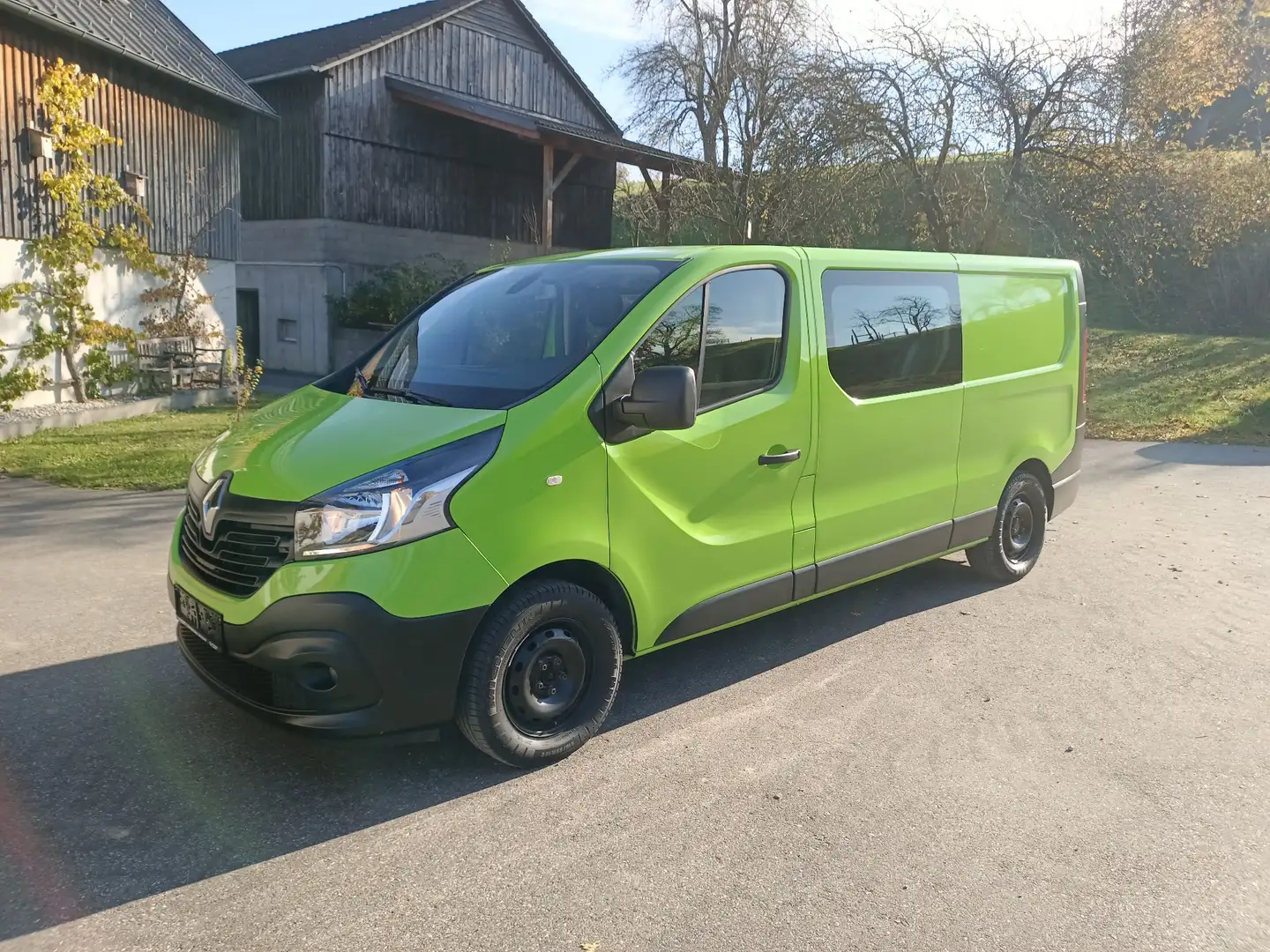 Renault Trafic Grand SpaceClass Energy dCi 145 Twin-Turbo - 1