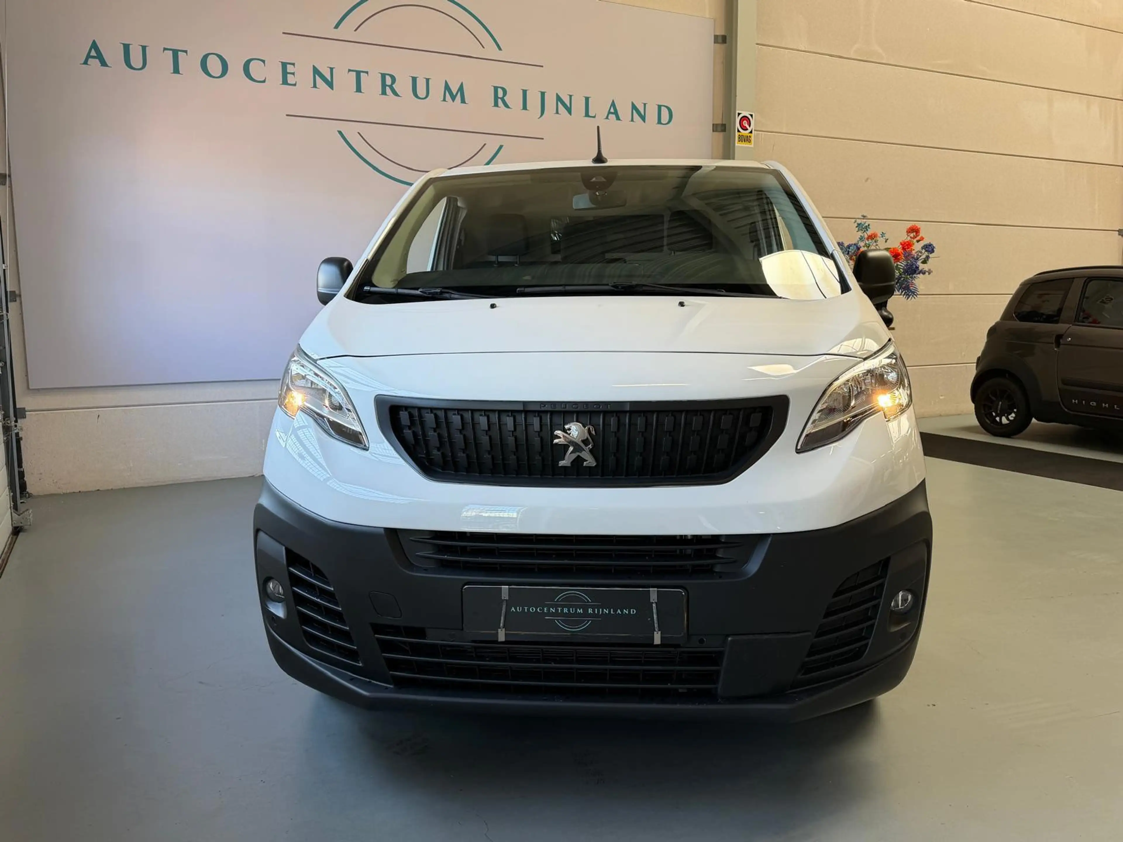 Peugeot Expert 1.5 BlueHDI 120 S&S L2 Navi, Camera, Carplay, Crui — photo 6