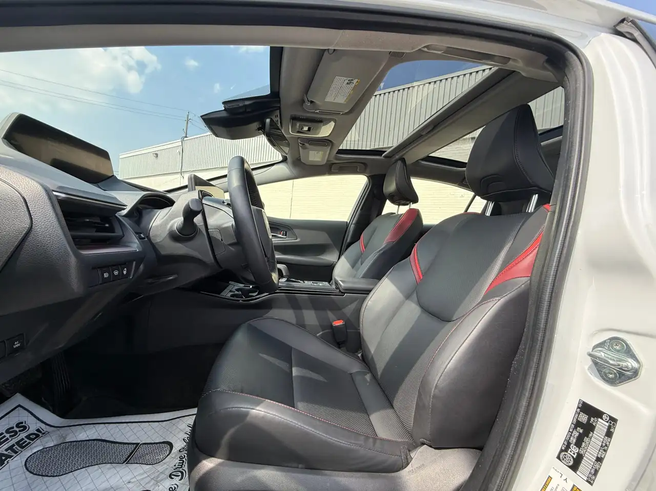Toyota Prius Prime снимка Toyota Prius Prime