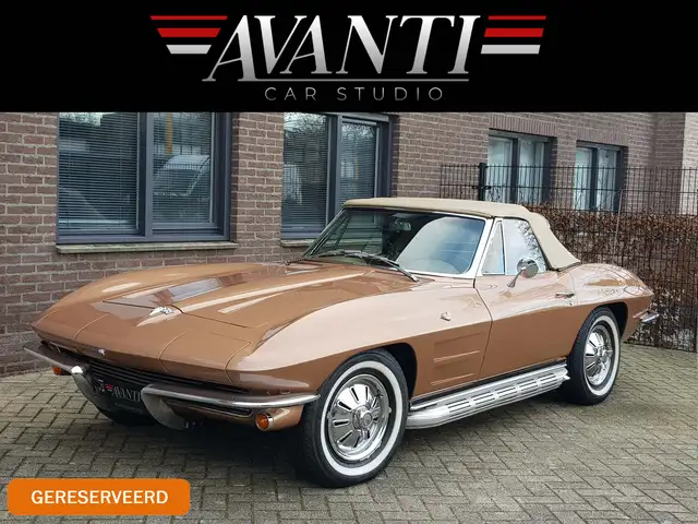 Chevrolet Corvette STING RAY C2 CONVERTIBLE V8 GEHEEL GERESTAUREERD M
