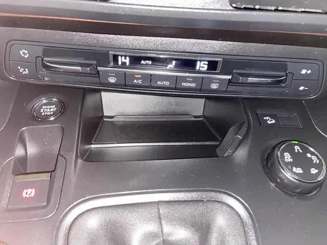 Peugeot Rifter view 11