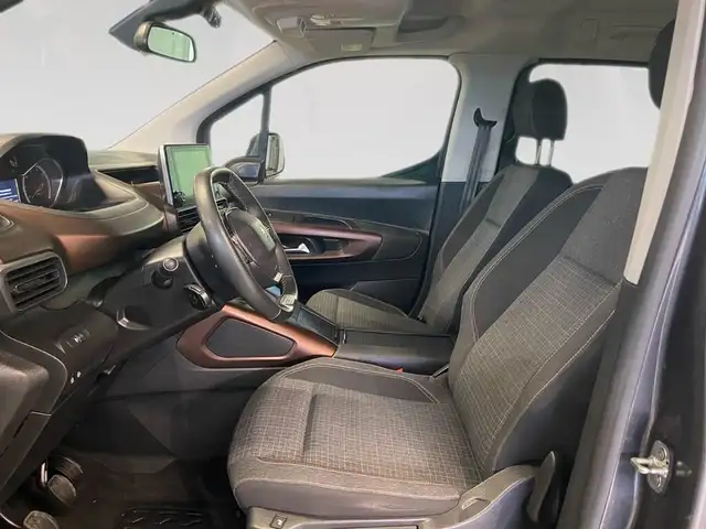 Peugeot Rifter view 7