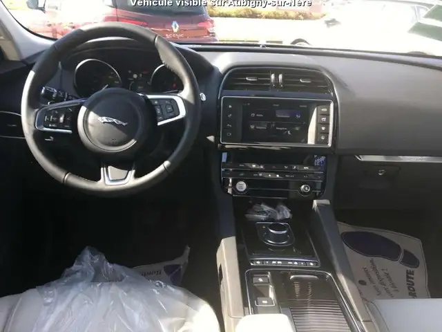 Jaguar F-Pace view 13