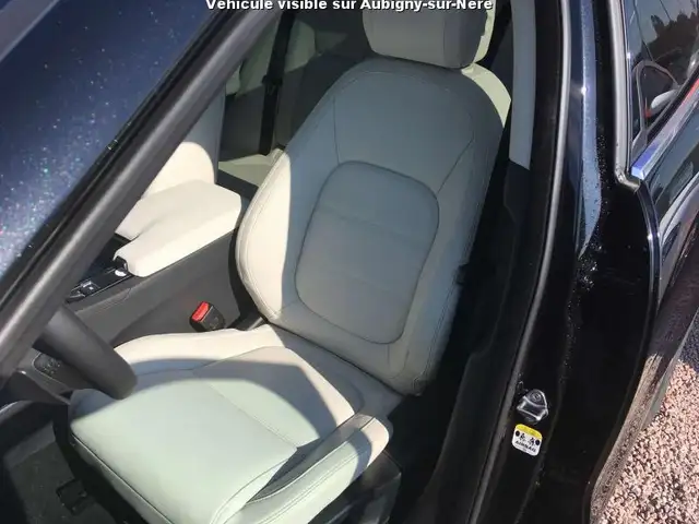 Jaguar F-Pace view 16