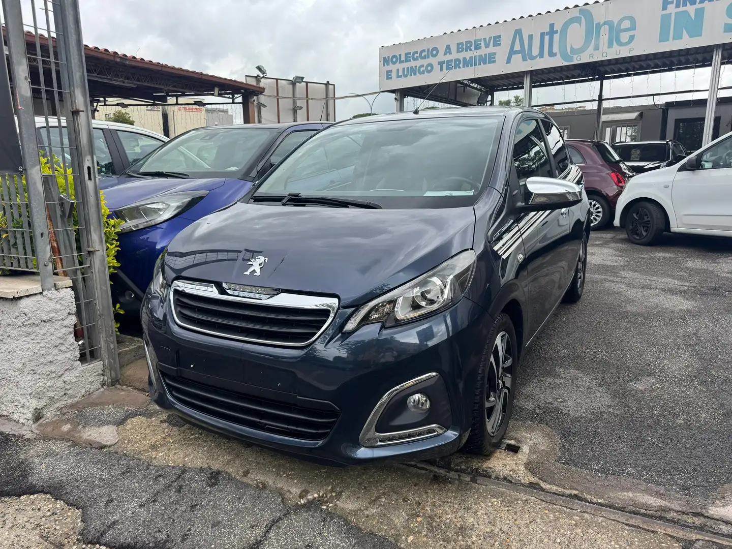 Peugeot 108 5p 1.0 Kék - 2