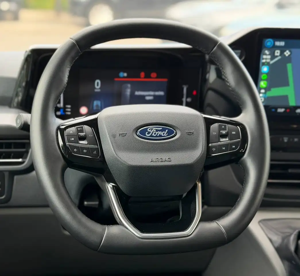 Ford Tourneo Custom TITANIUM 9PL CARPLAY CAMERA — 7/19