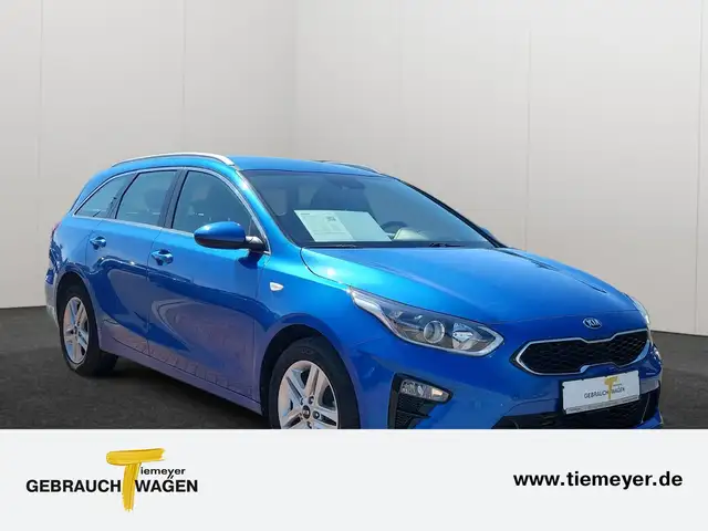 Kia Ceed view 3