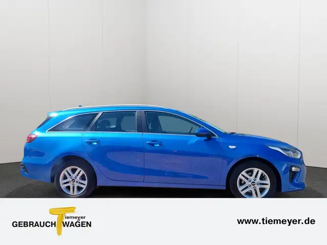 Kia Ceed view 4