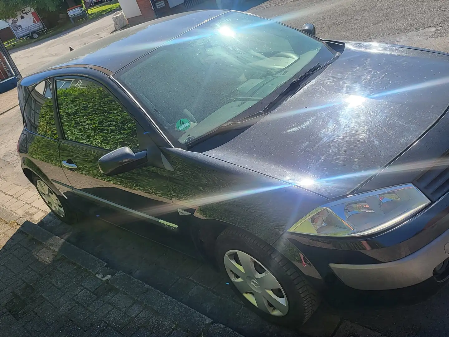 Renault Megane 1.6 Confort Privilege - 1