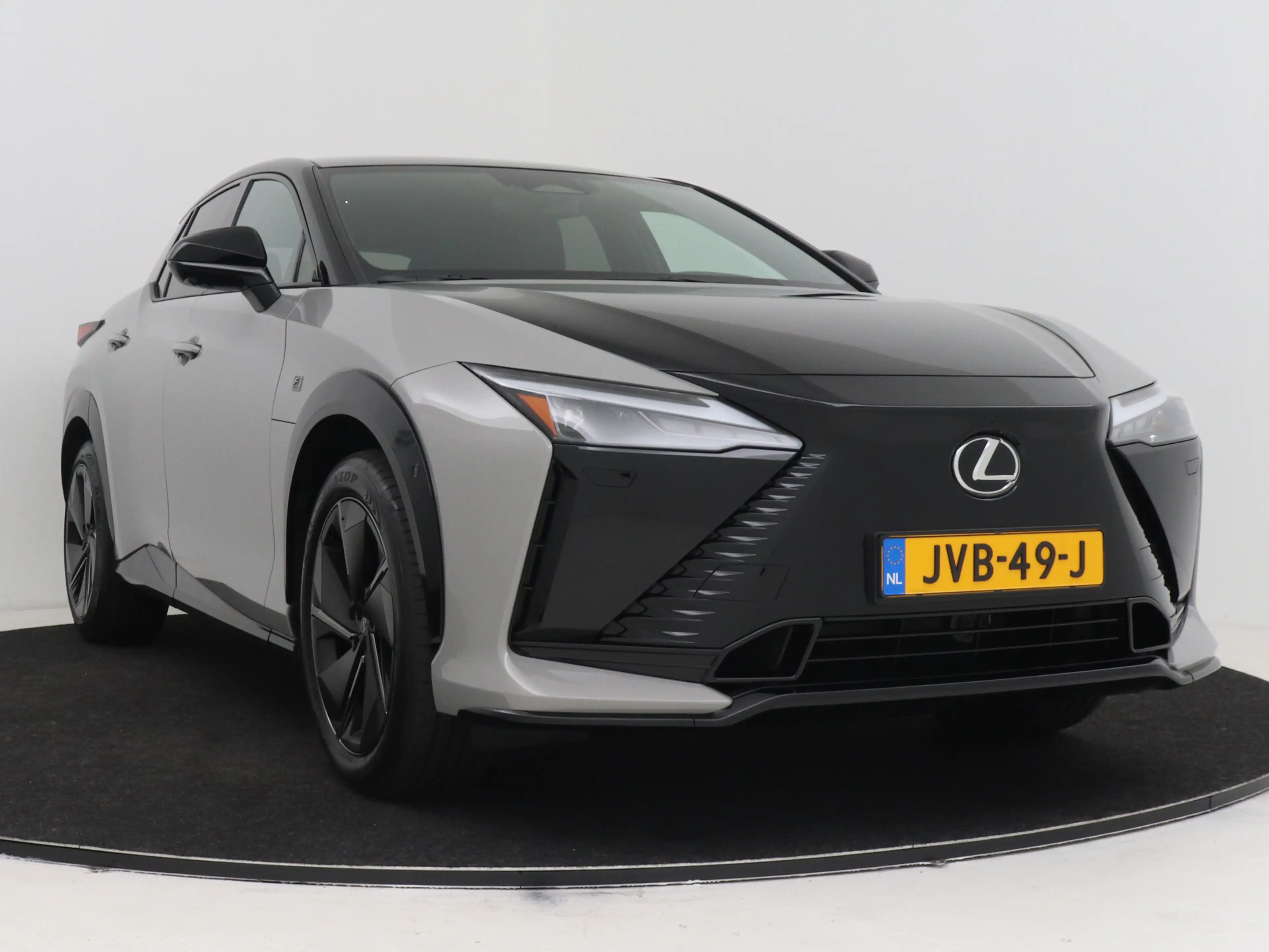Lexus RZ 550e DIRECT-4 AWD F-SPORT (77 kWh) | Steer-By-Wire — photo 15