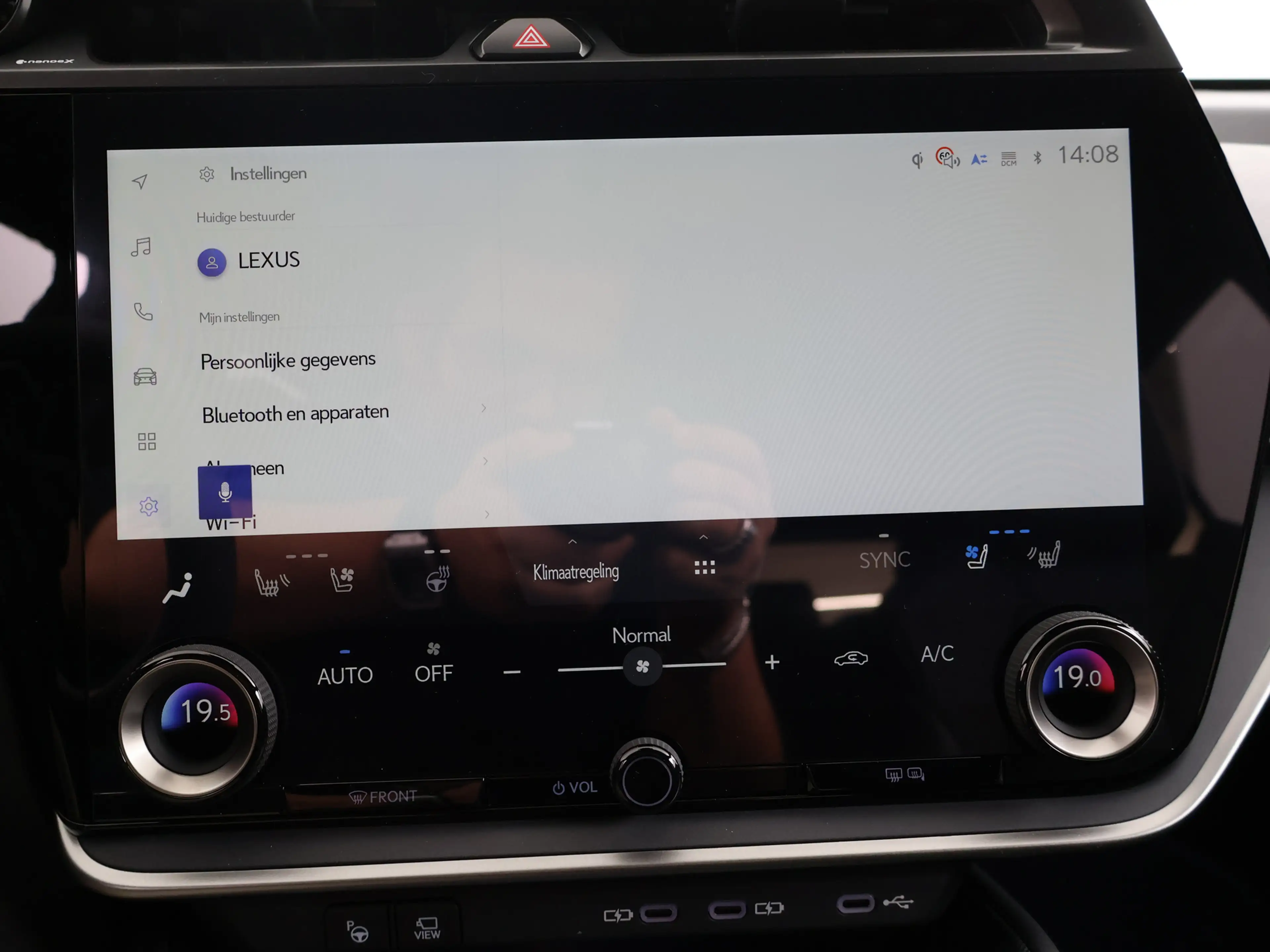 Lexus RZ 550e DIRECT-4 AWD F-SPORT (77 kWh) | Steer-By-Wire — photo 8