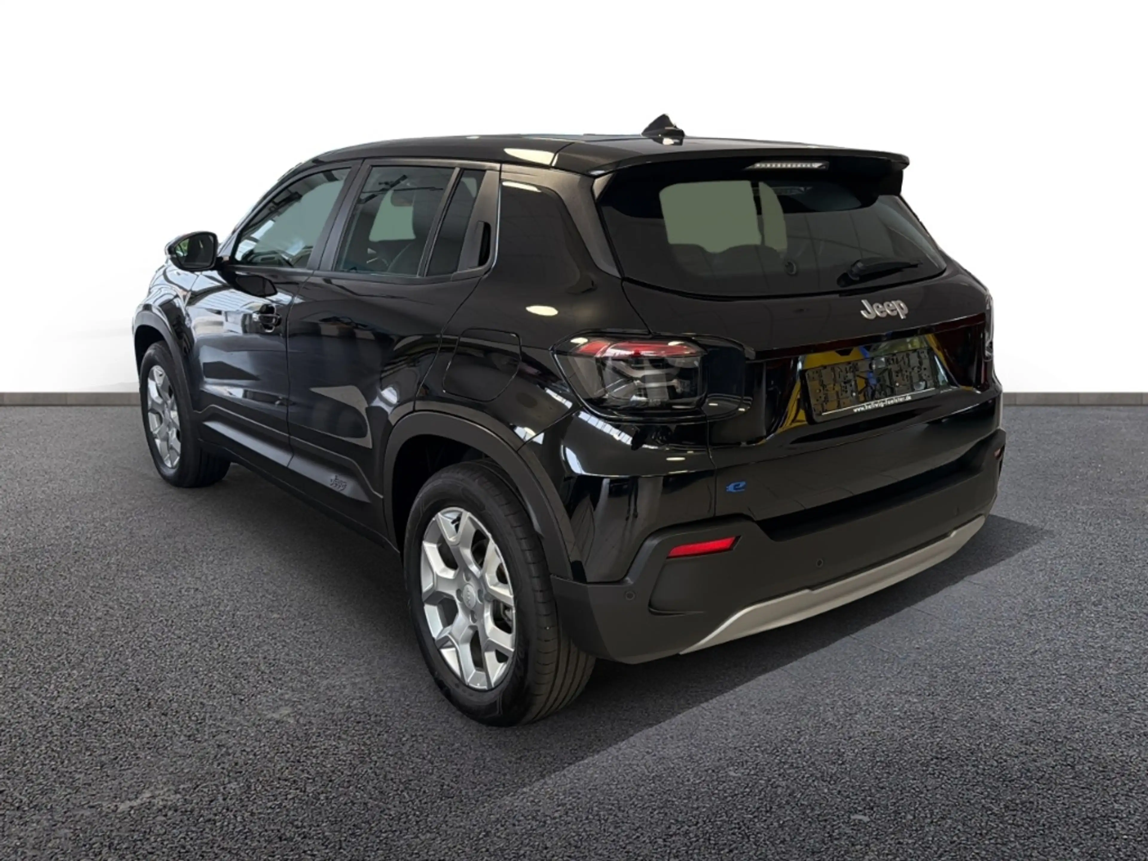 Jeep Avenger Altitude Electric StandHZG Navi 360 Kamera LED App — photo 4