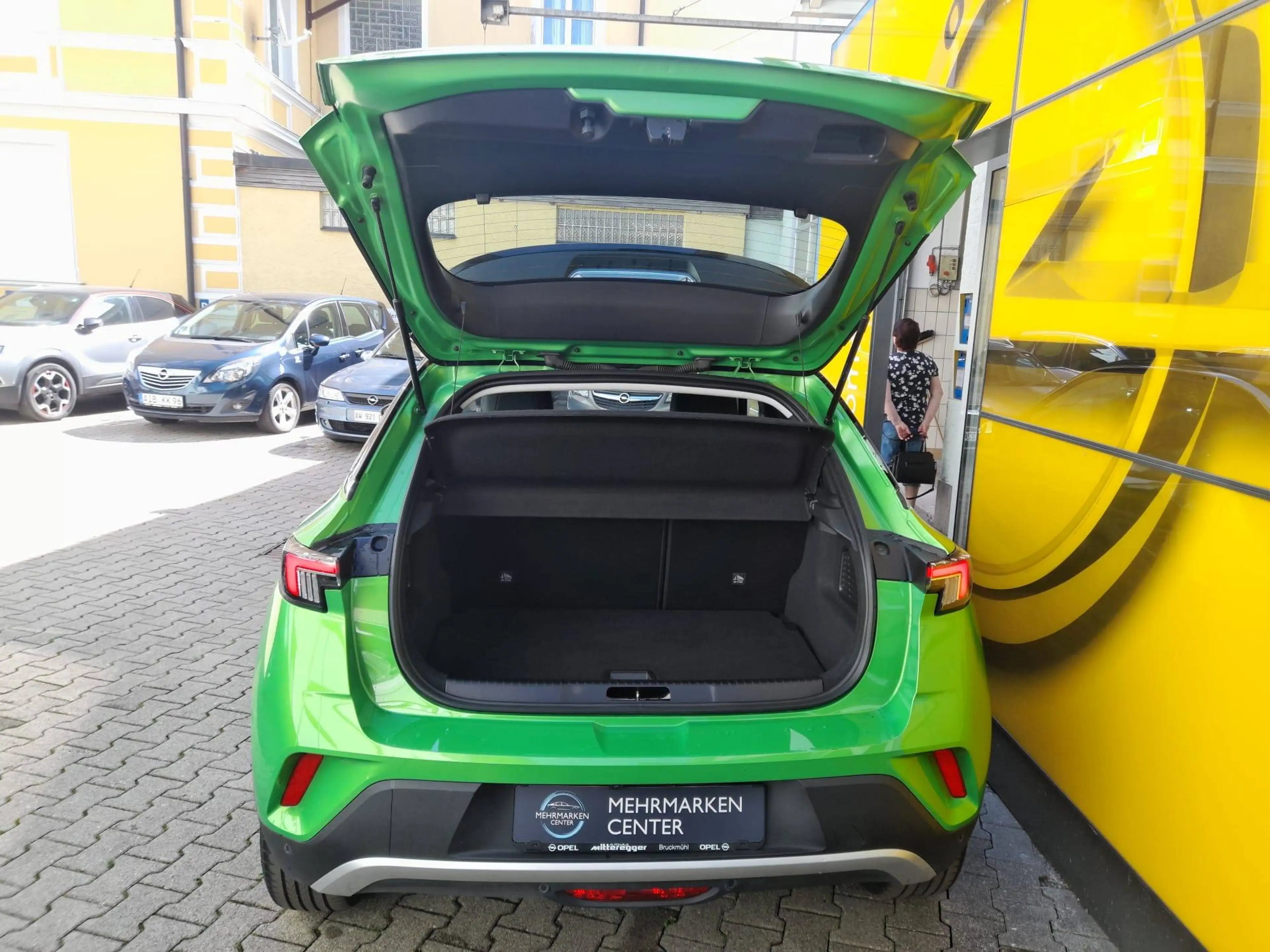 Opel Mokka-E Elegance, Sitz- und Lenkradheizung, Rückfahrkamera, LED,... — photo 14