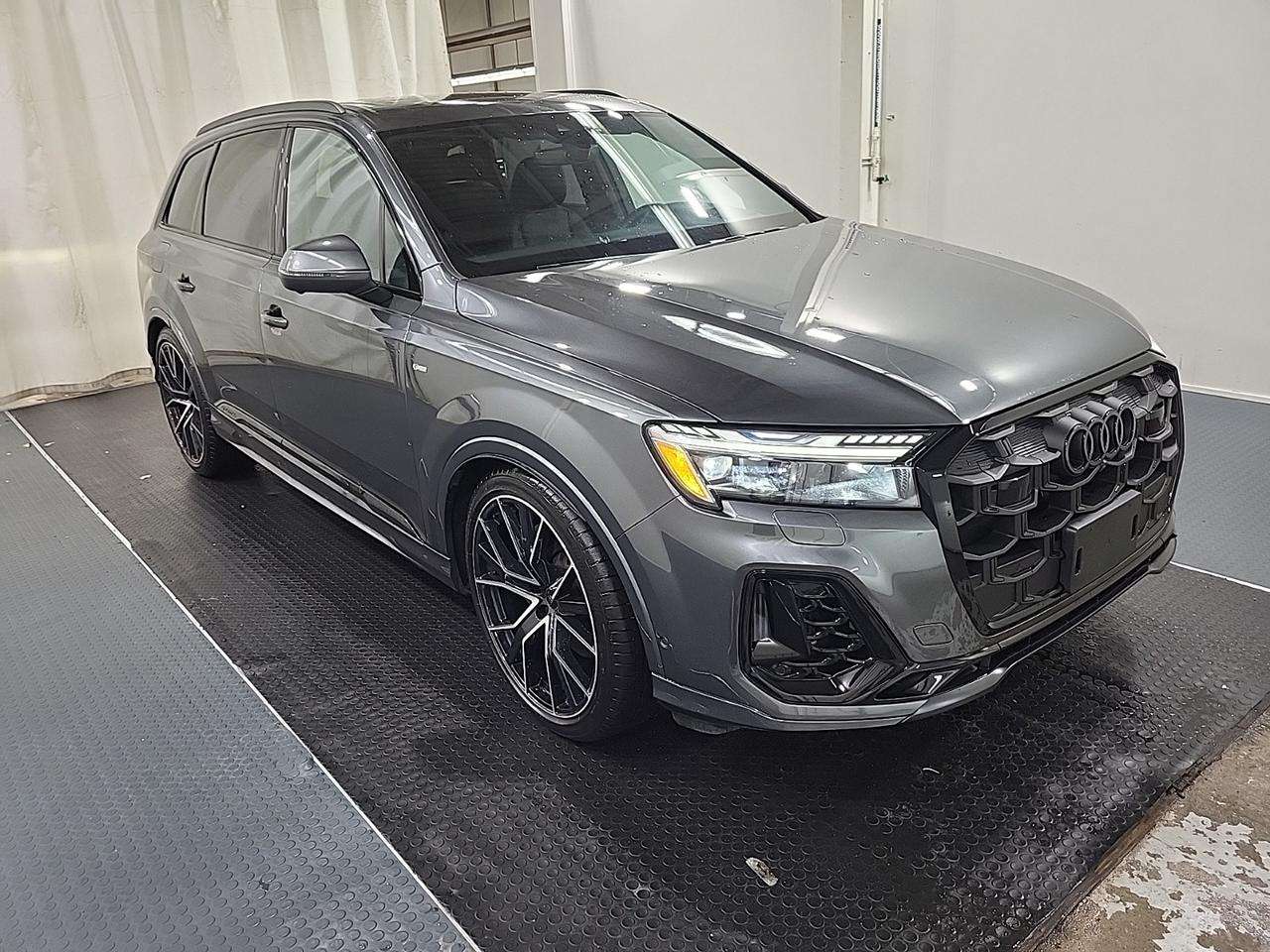2026 Audi Q7 Technik S-LINE QUATTRO |7 PASS|HUD|NAVI|LOW KM!!