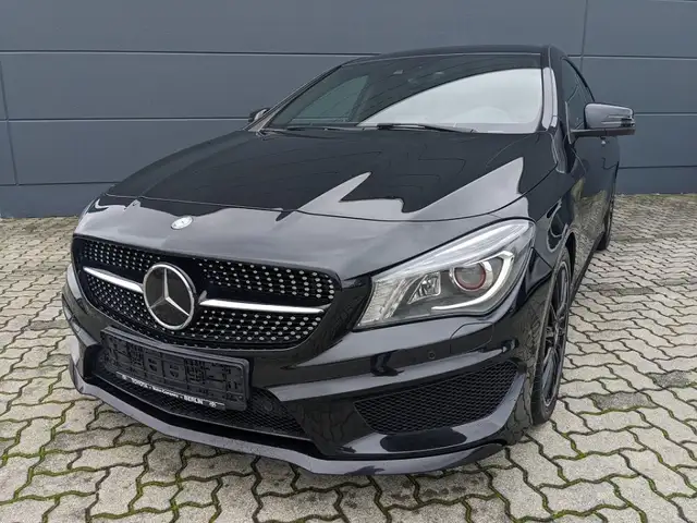 Mercedes-Benz CLA 250 2.0l AMG-Line Leder Bi-Xenon Navi