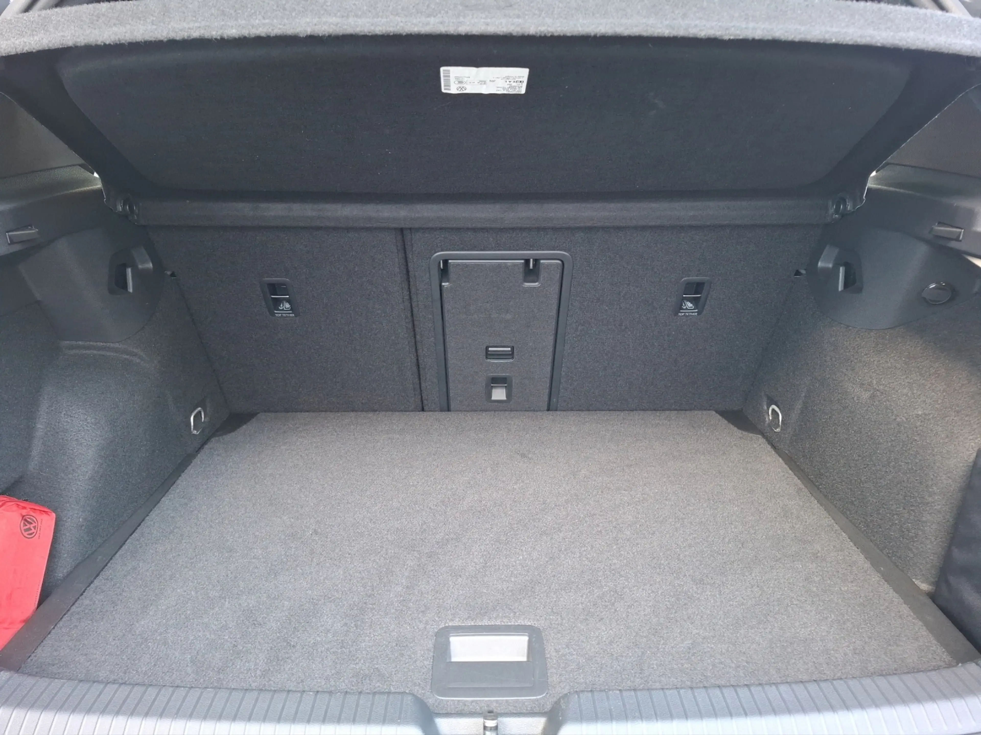 Volkswagen Golf VIII GTI DSG Standhzg. Matrix Navi AID Pano HUD... — photo 13