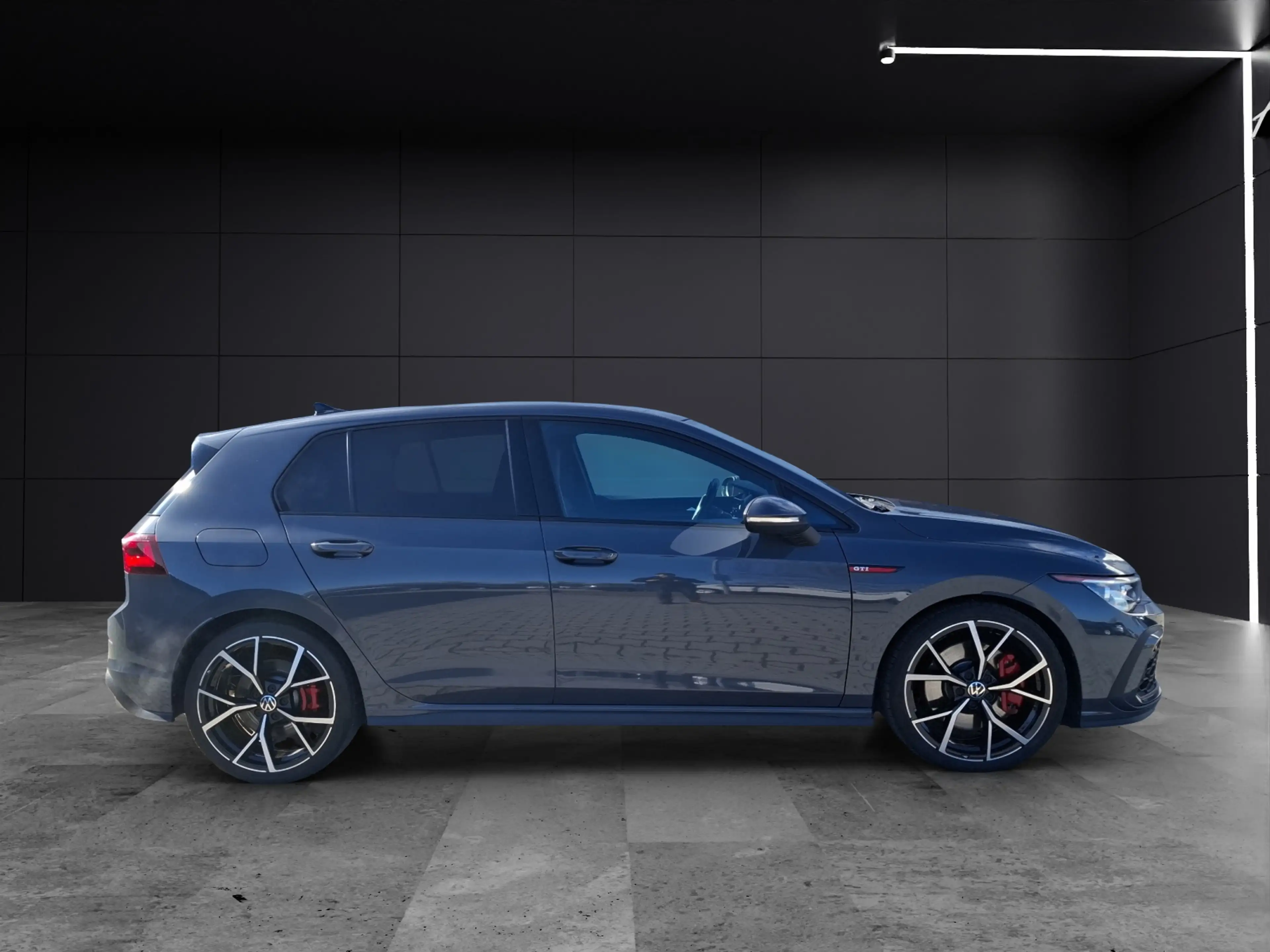 Volkswagen Golf VIII GTI DSG Standhzg. Matrix Navi AID Pano HUD... — photo 6