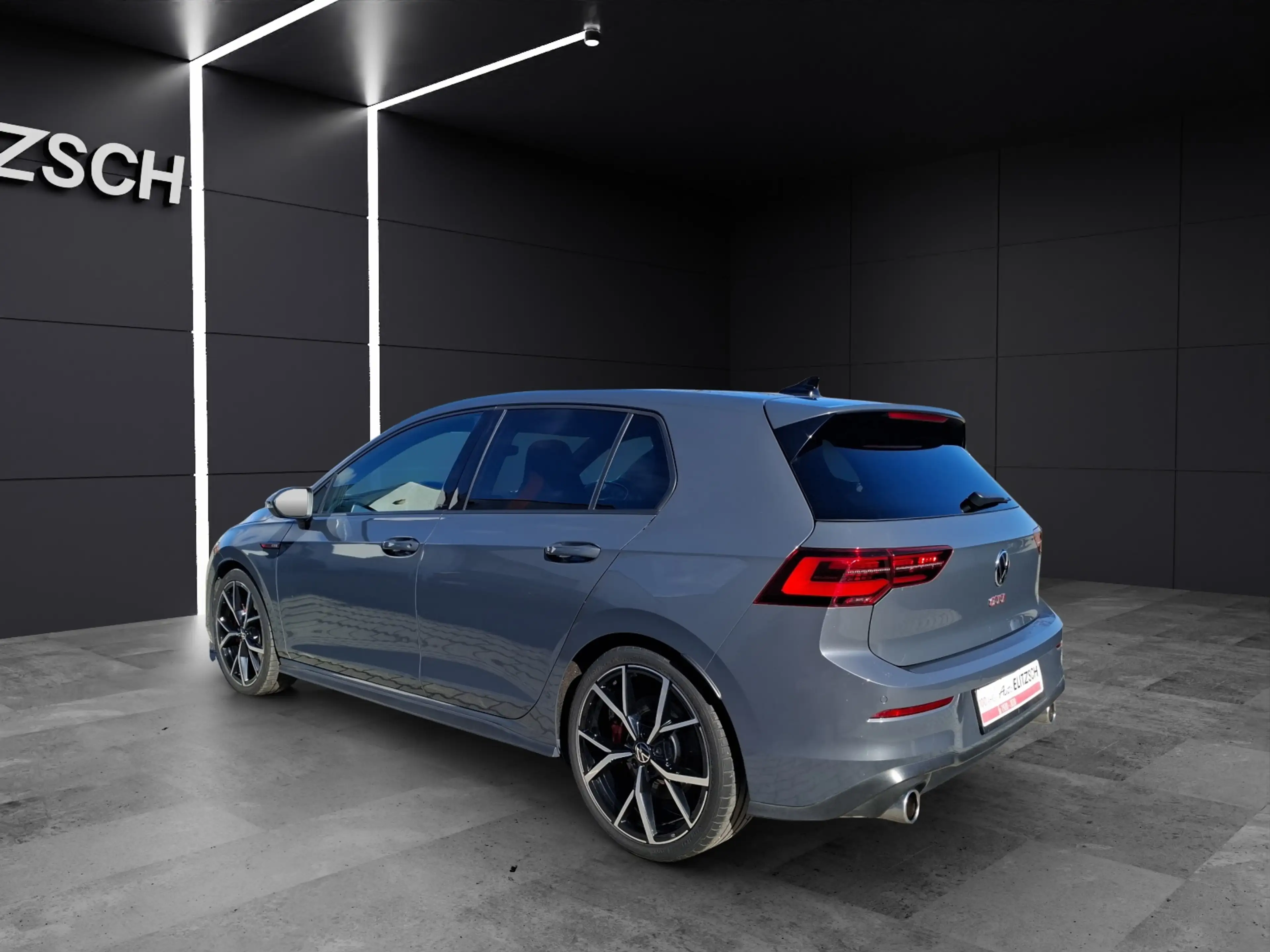 Volkswagen Golf VIII GTI DSG Standhzg. Matrix Navi AID Pano HUD... — photo 3