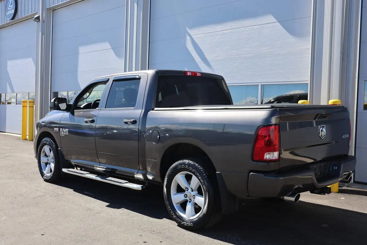 RAM 1500 снимка RAM 1500